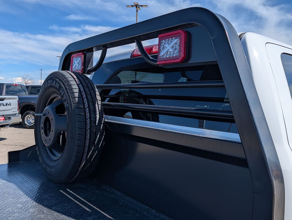 2026 Ram 3500 thumbnail 8