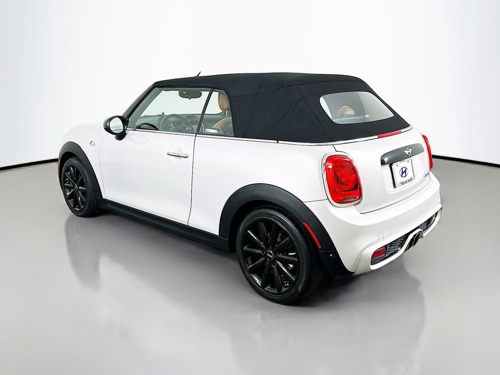 2017 MINI Cooper Base 7