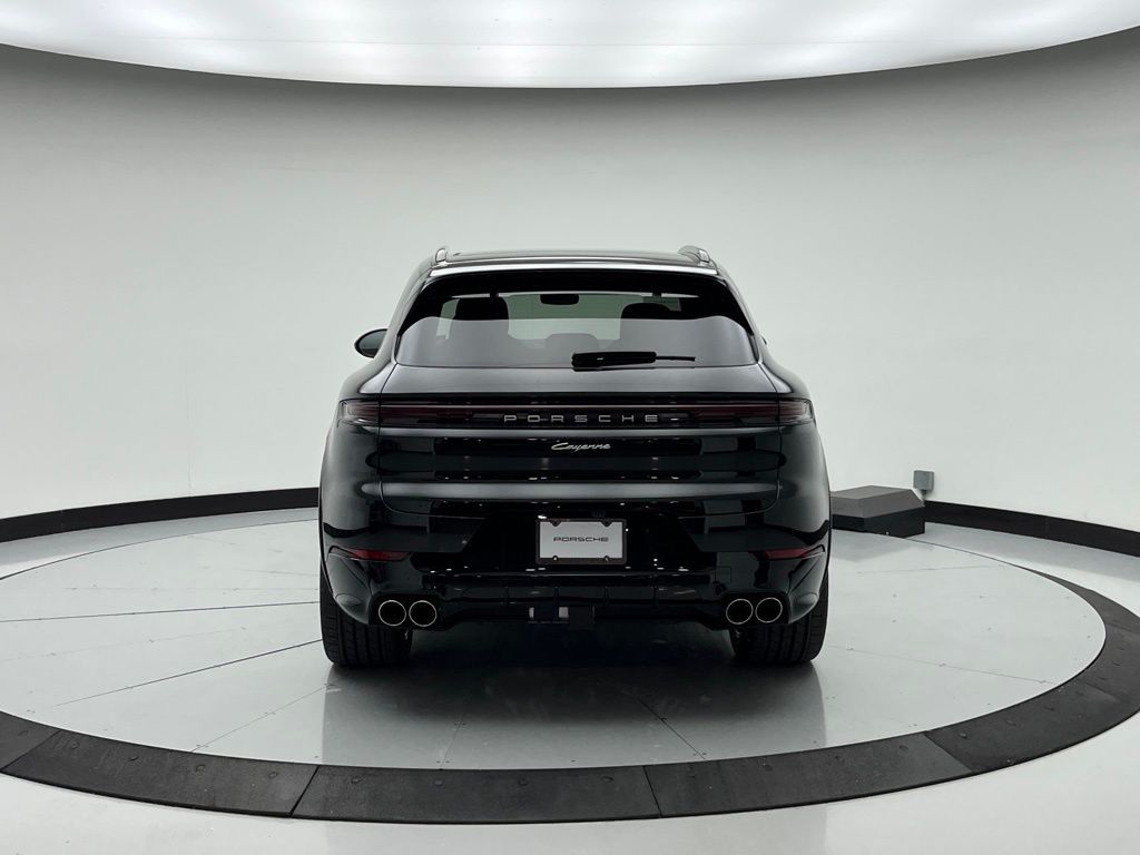 2025 Porsche Cayenne  8