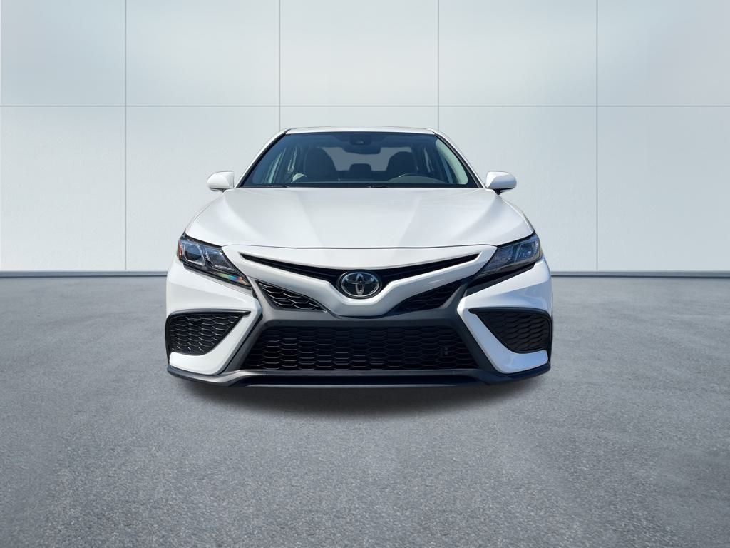 Camry SE