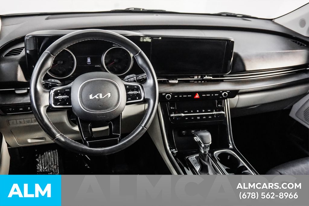 Used 2022 White Kia SX image 23