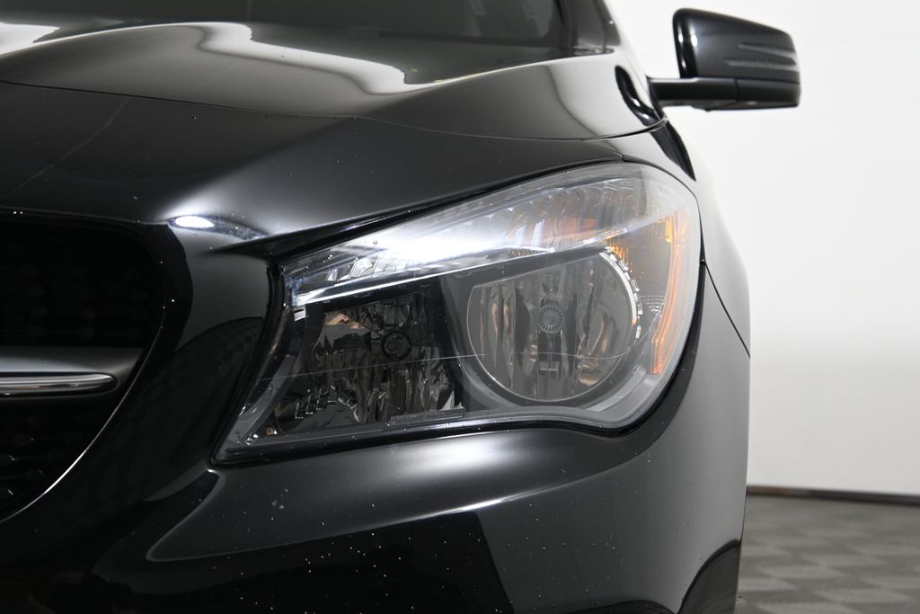 2018 Mercedes-Benz CLA 250 10