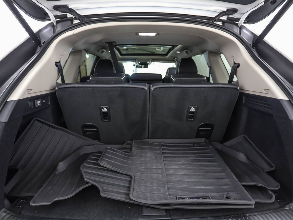 Thumbnail: 2025 Acura MDX - 24