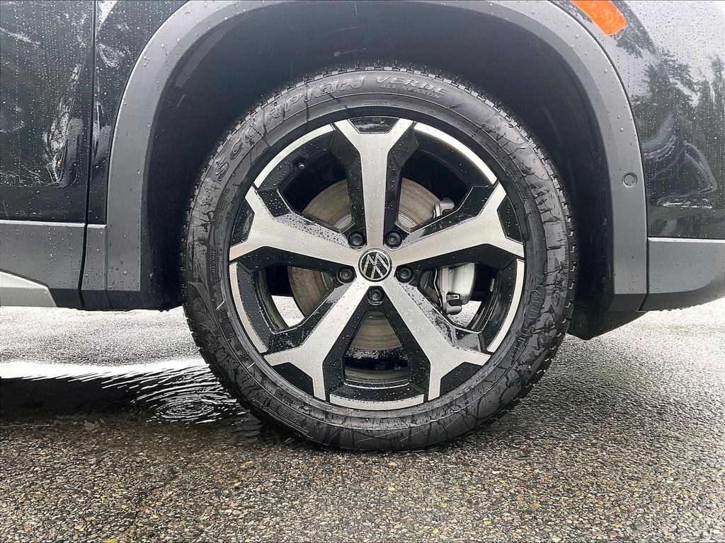 2026 Volkswagen Tiguan — photo 8
