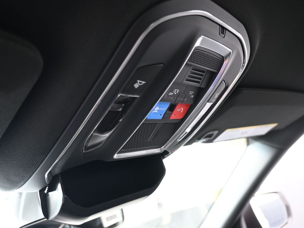 New 2026 Bright White Clearcoat Jeep Laredo image 24