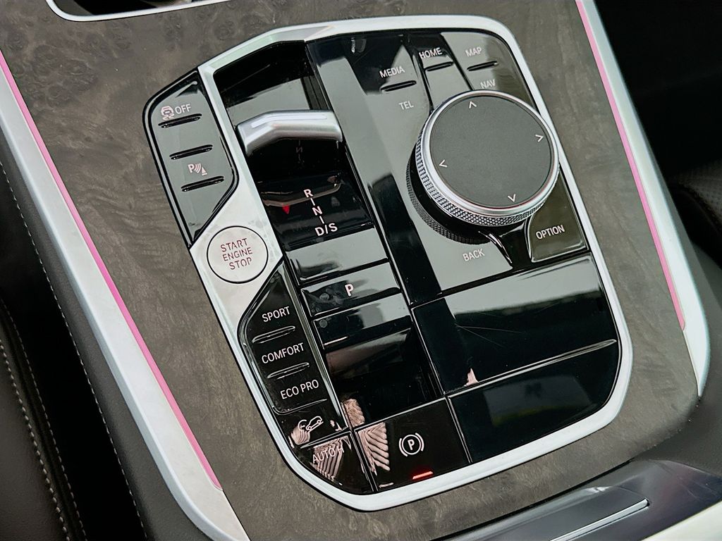 Thumbnail: 2025 BMW X5 - 17