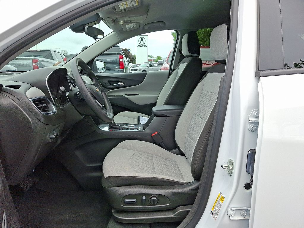 Thumbnail: 2022 Chevrolet Equinox - 14