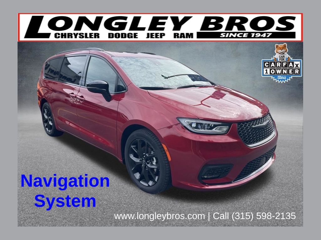  2025 Chrysler Pacifica Limited FWD   