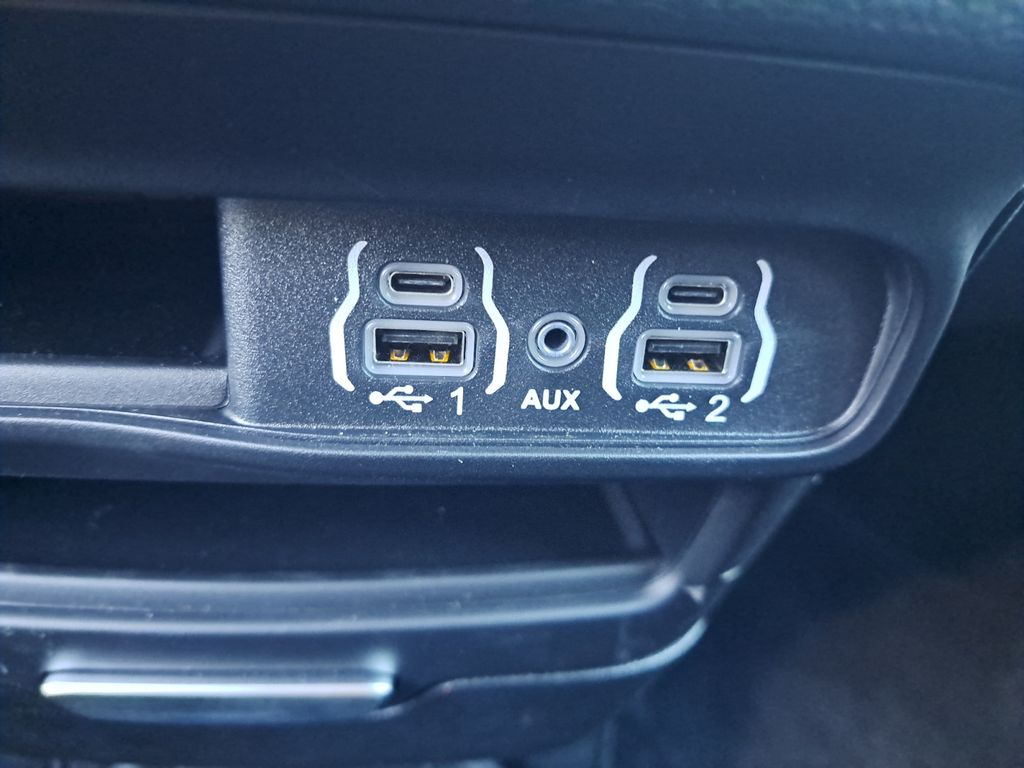 New Car 2025 Chrysler Pacifica  For Sale Under $40,000 In Austin, Texas