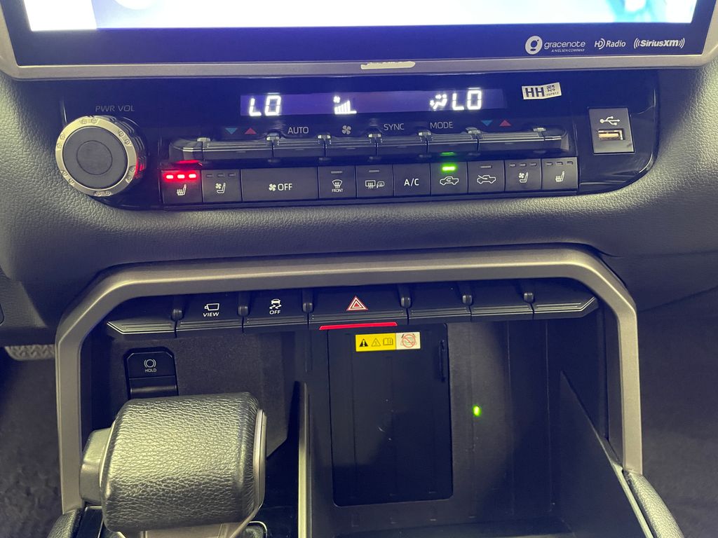 2023 Toyota Tundra Limited 29