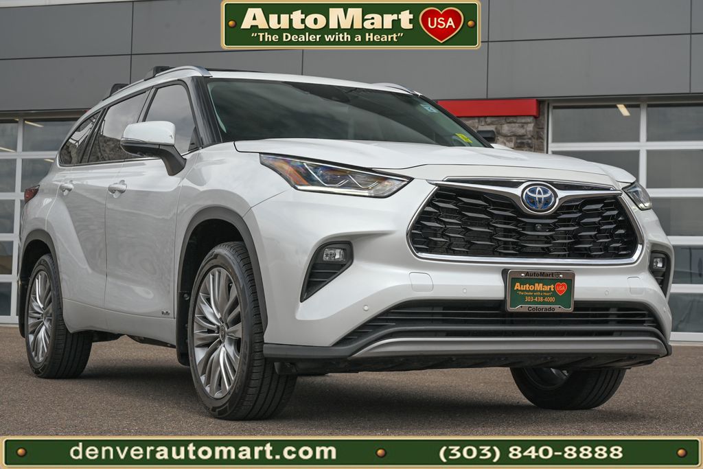 Pearl 2023 Toyota Highlander Hybrid SUV / Crossover All-Wheel Drive Continuously Variable Transmission