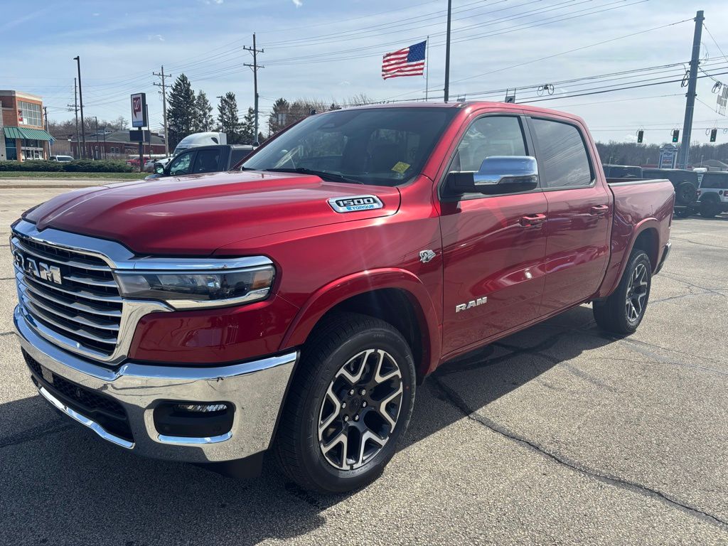 2026 RAM 1500 Laramie Crew Cab 4WD