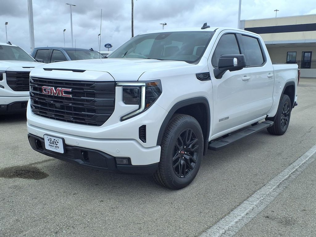 View vehicle photo 3