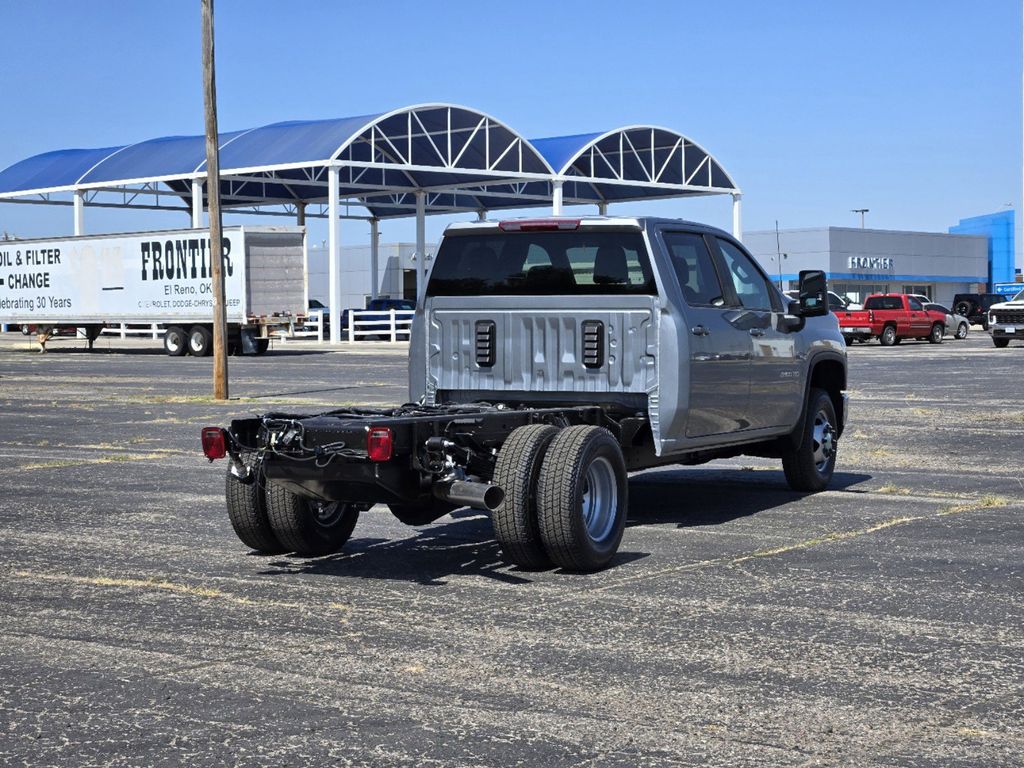 2025 Chevrolet Silverado 3500HD LT 4