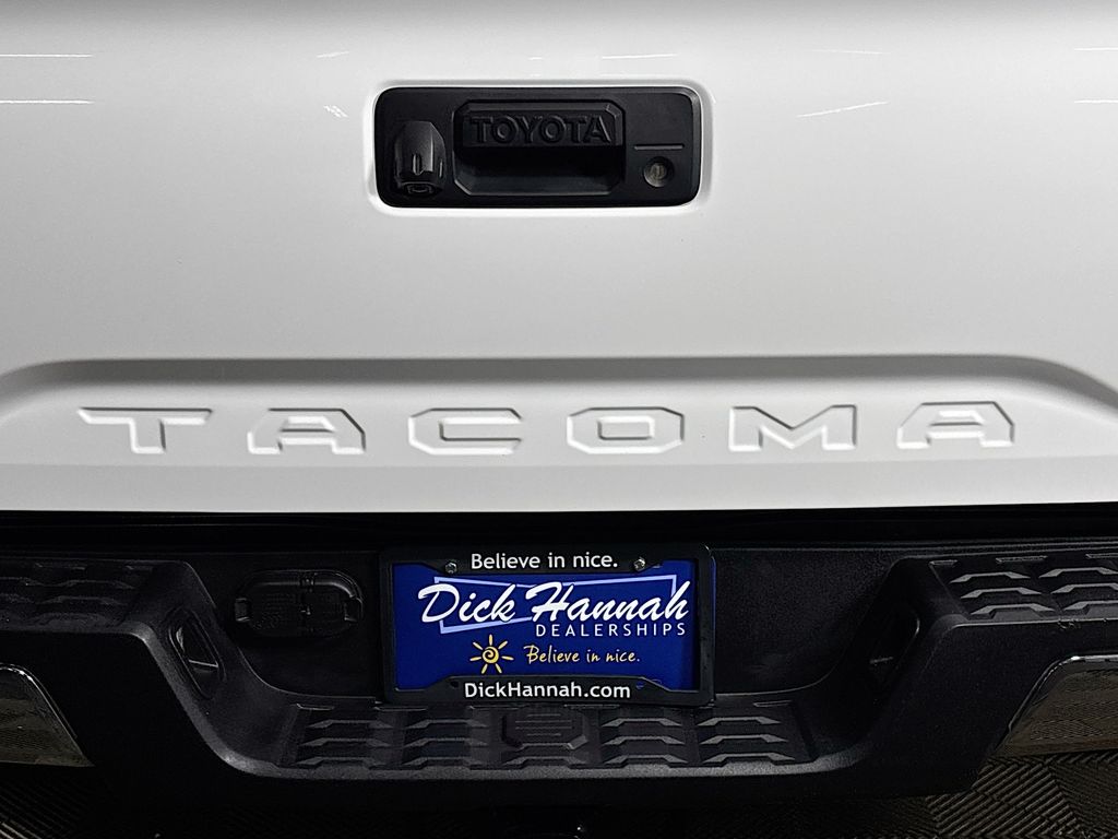 2022 Toyota Tacoma SR5