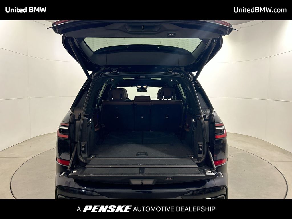 2023 BMW X7 xDrive40i 23