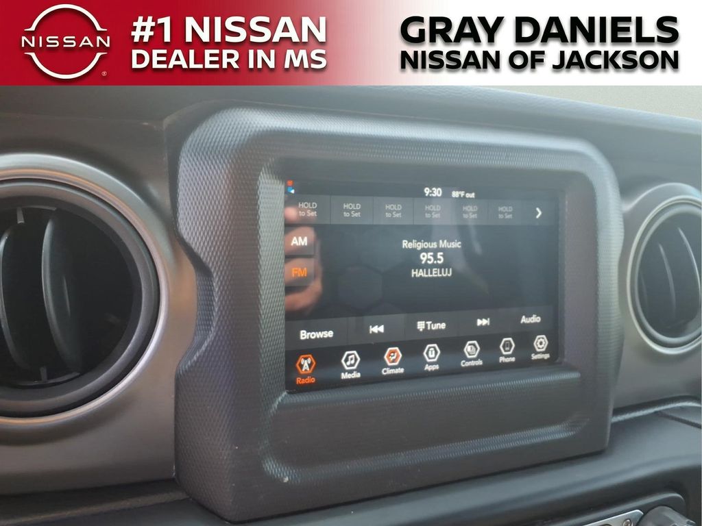 Used 2022 Jeep Wrangler SUV