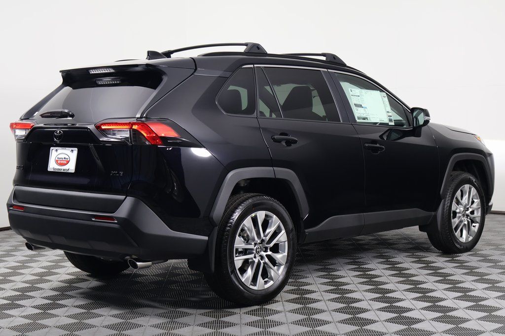 Thumbnail: 2025 Toyota RAV4 - 2