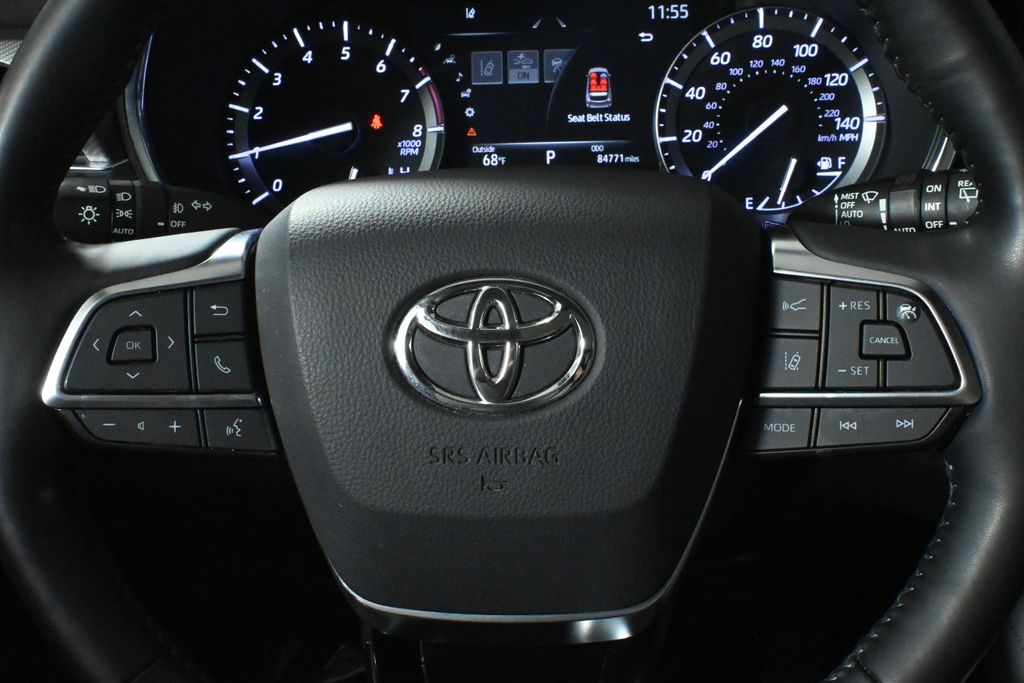 Thumbnail: 2021 Toyota Highlander - 20