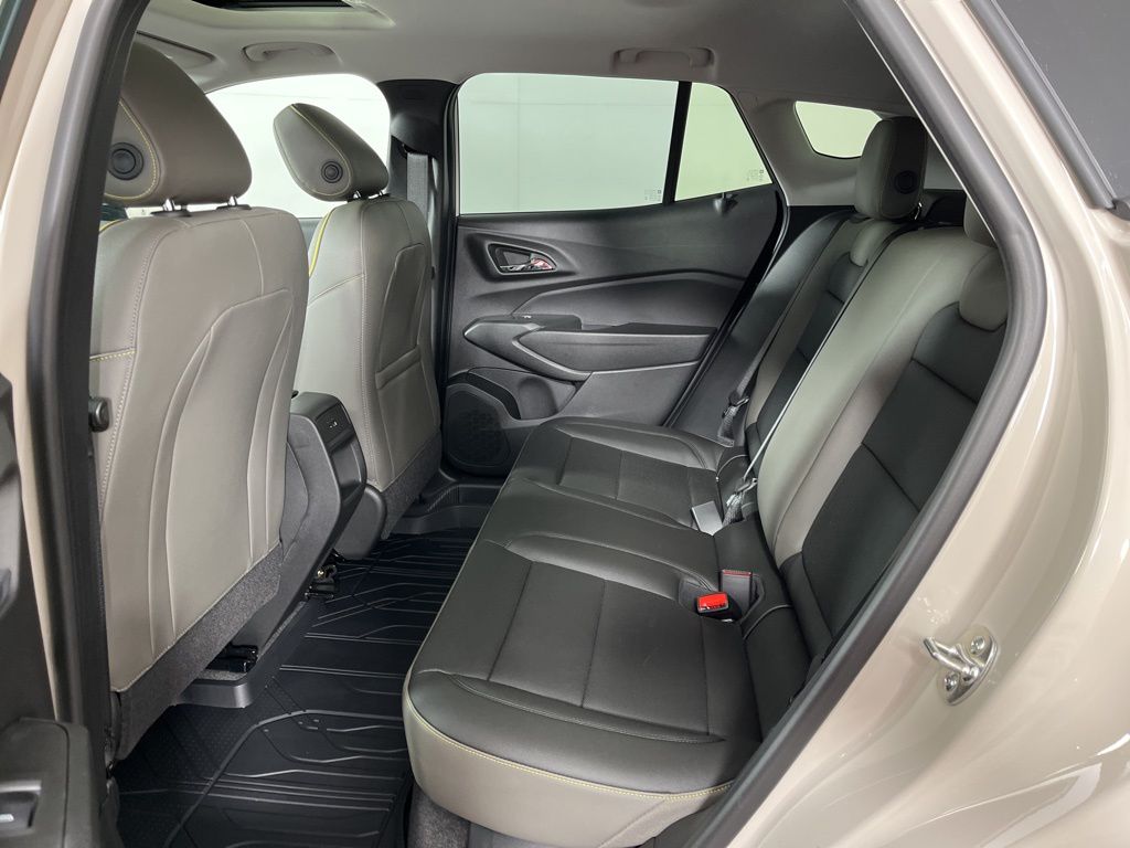 Thumbnail: 2026 Chevrolet Trax - 21