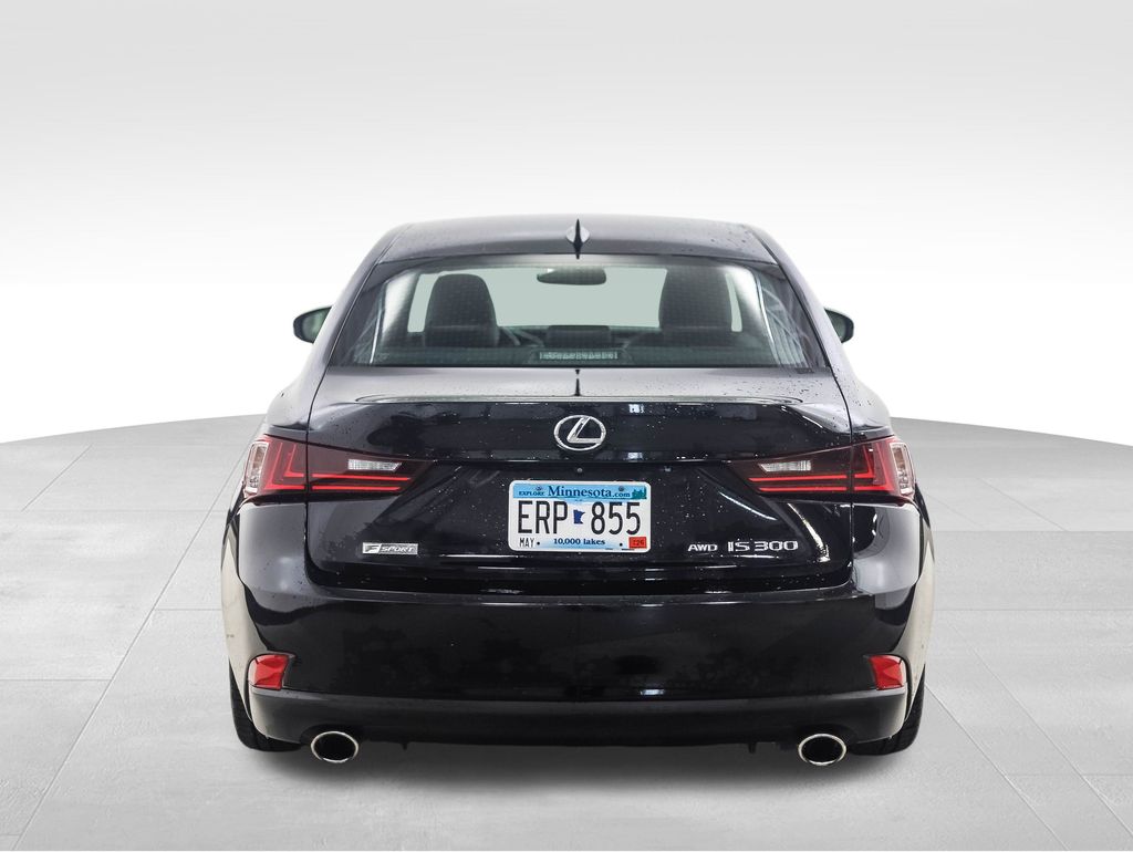 Thumbnail: 2016 Lexus IS - 4