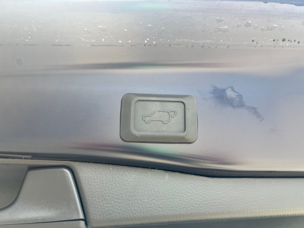2024 Toyota RAV4 Limited 16