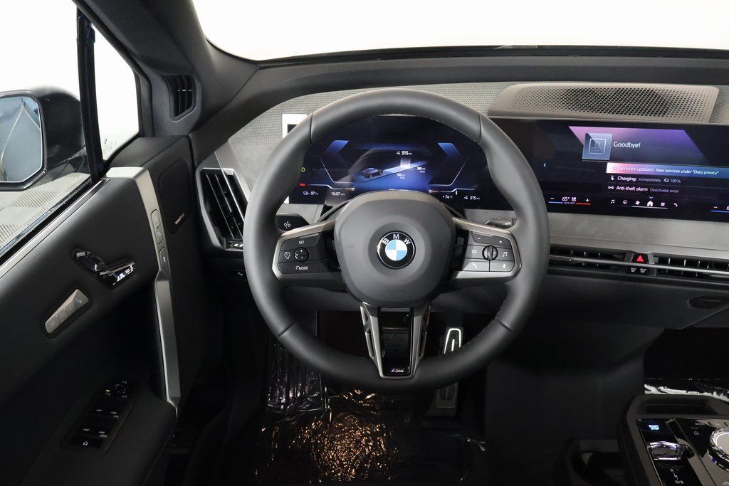 Thumbnail: 2026 BMW iX - 3