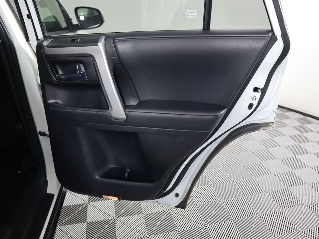 Thumbnail: 2021 Toyota 4Runner - 28