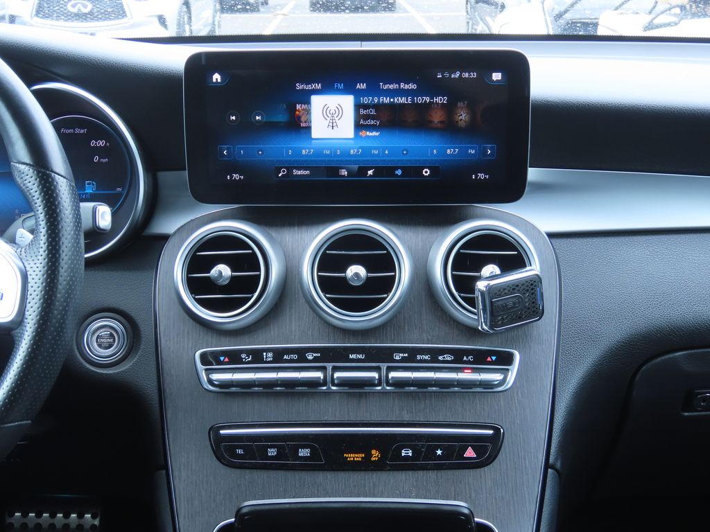 2022 Mercedes-Benz GLC 300 8