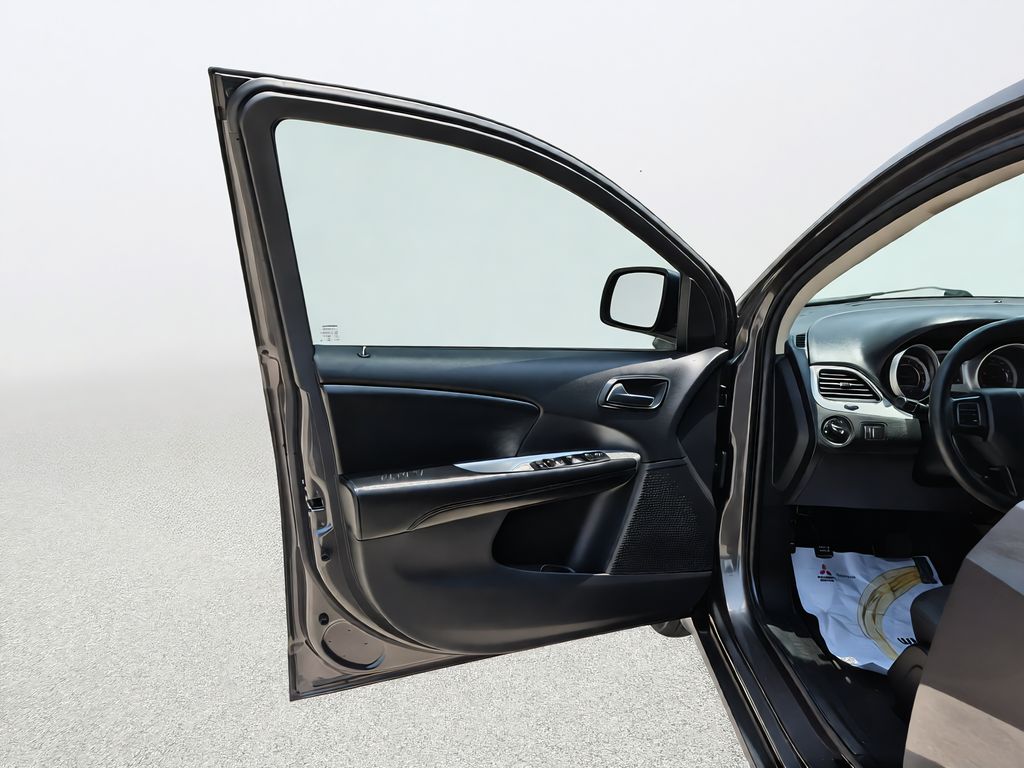 2019 Dodge Journey SE Gray at Durrett Motor Company