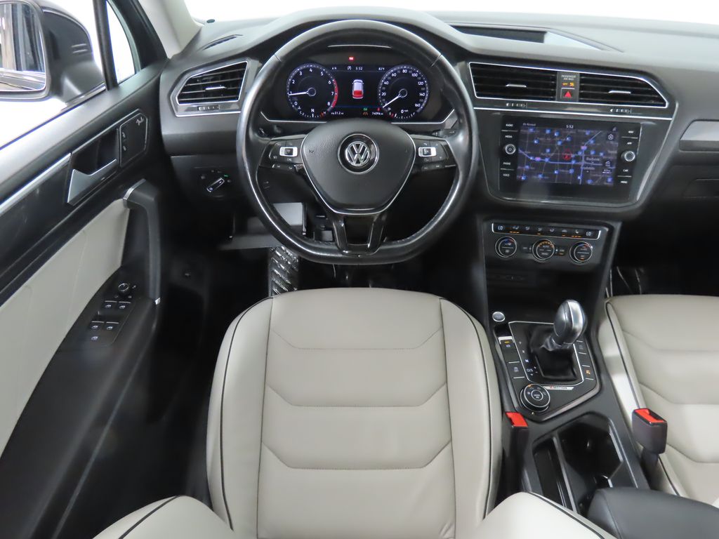 Thumbnail: 2018 Volkswagen Tiguan - 12