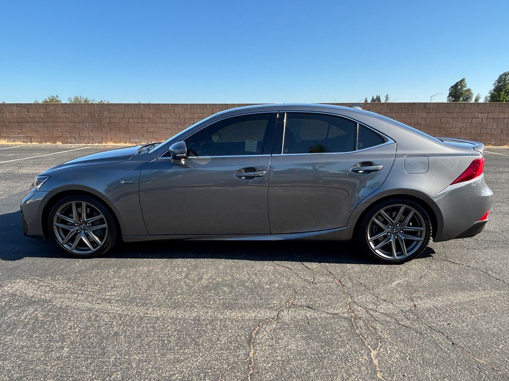 Thumbnail: 2017 Lexus IS - 8