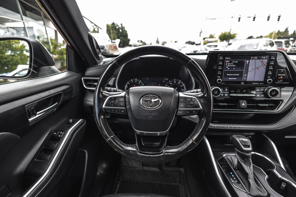 2021 Toyota Highlander XSE thumbnail 24