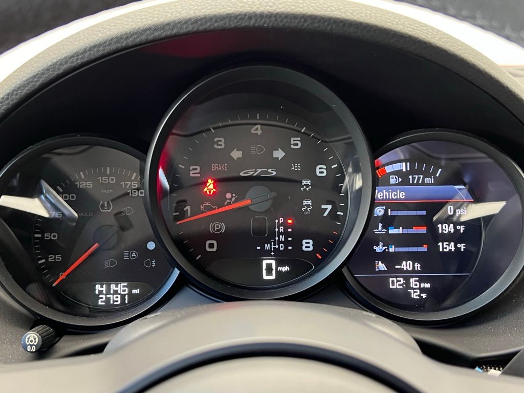 Thumbnail: 2018 Porsche 718 Cayman - 10