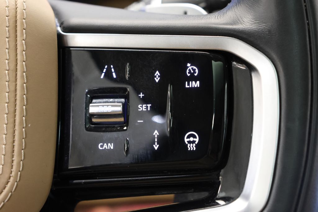 Thumbnail: 2023 Land Rover Range Rover Sport - 19