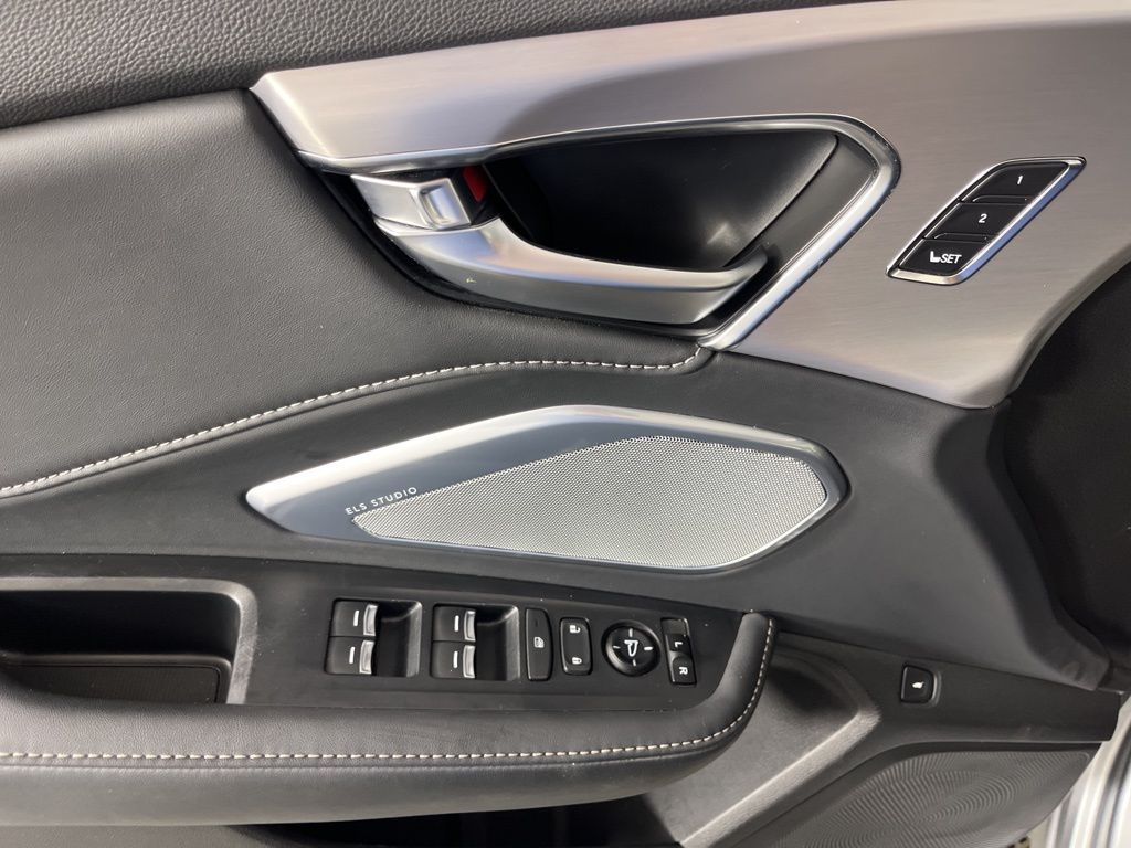 Thumbnail: 2025 Acura RDX - 27