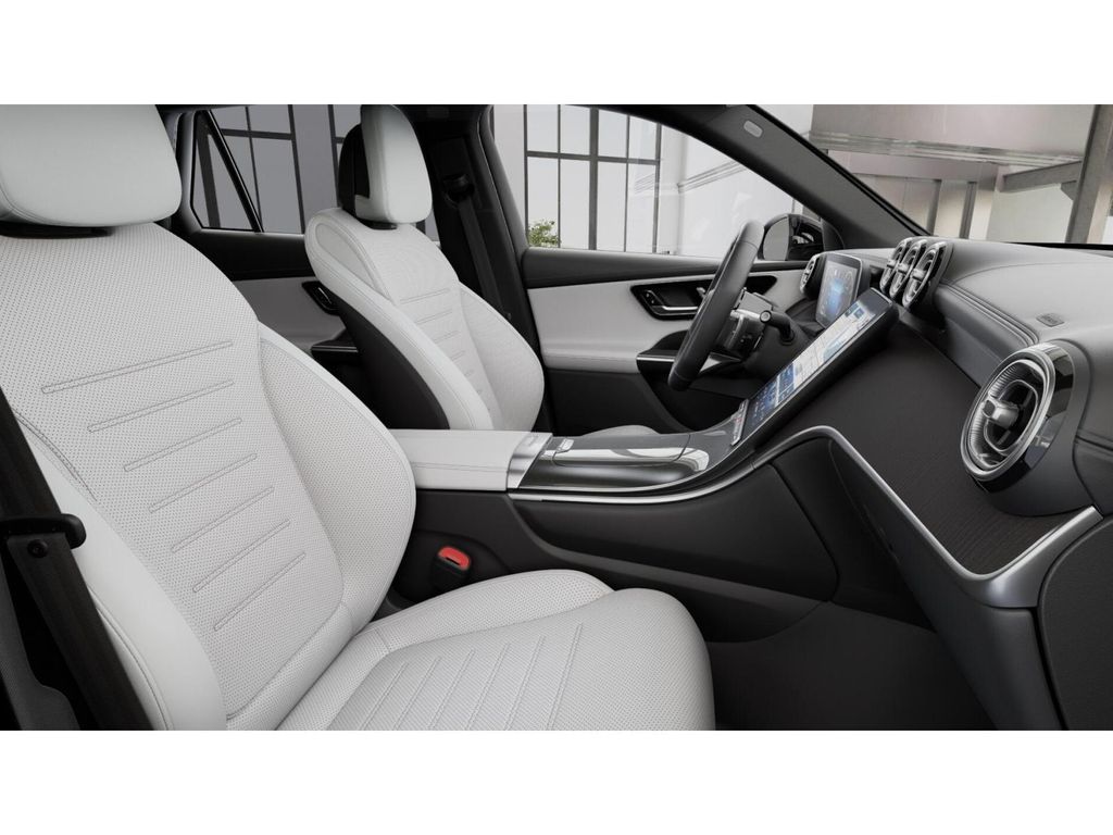 Thumbnail: 2026 Mercedes-Benz GLC - 4