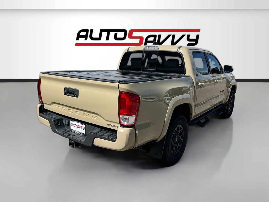 Used 2020 Brown Toyota SR5 image 7