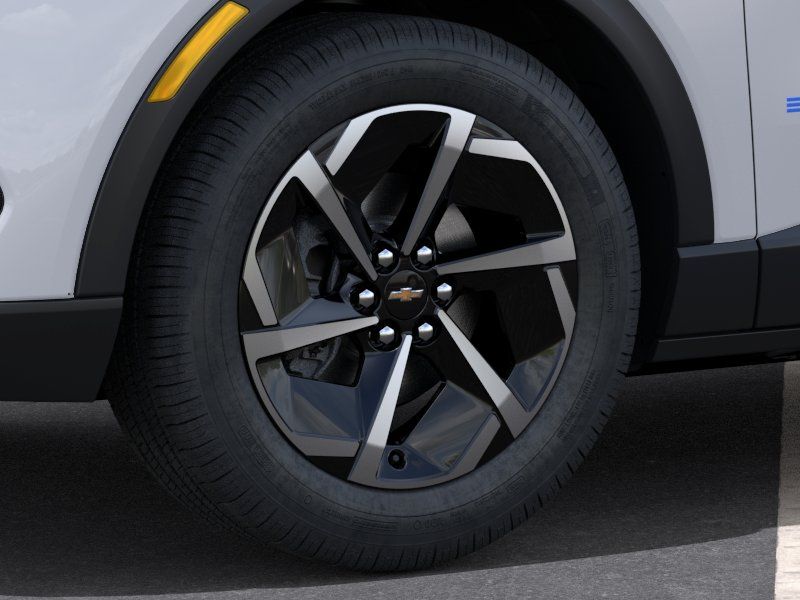 New 2026 Summit White Chevrolet LT image 9