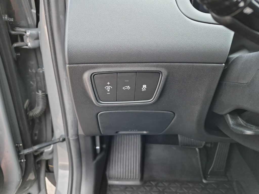 Used Car 2023 Hyundai Santa Cruz  Limited For Sale Under $30,000 In Austin, Texas