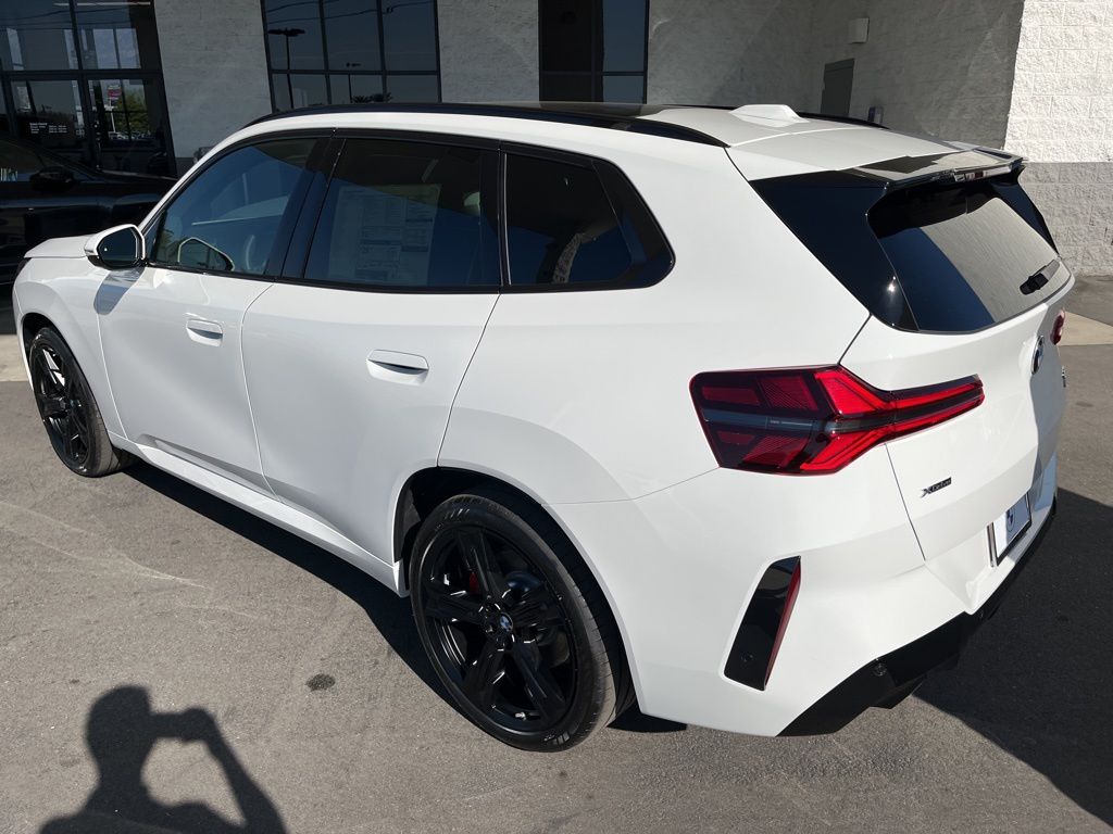 2025 BMW X3  3