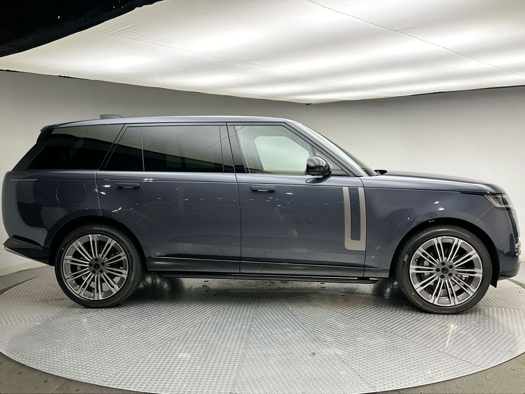 Thumbnail: 2026 Land Rover Range Rover - 4