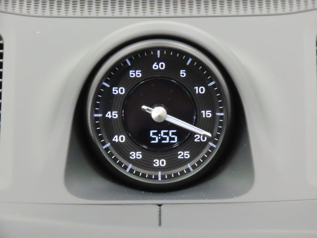 Thumbnail: 2026 Porsche  - 26