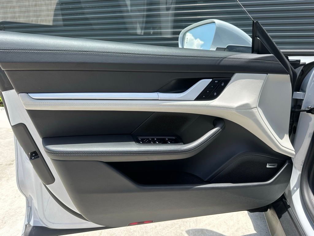 2024 Porsche Taycan 4S 14