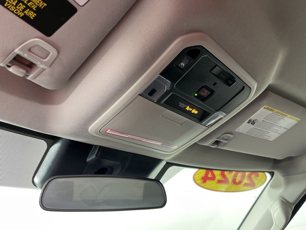 Thumbnail: 2024 Toyota Tundra - 29