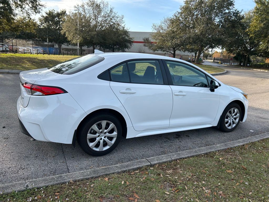 Thumbnail: 2025 Toyota Corolla - 5