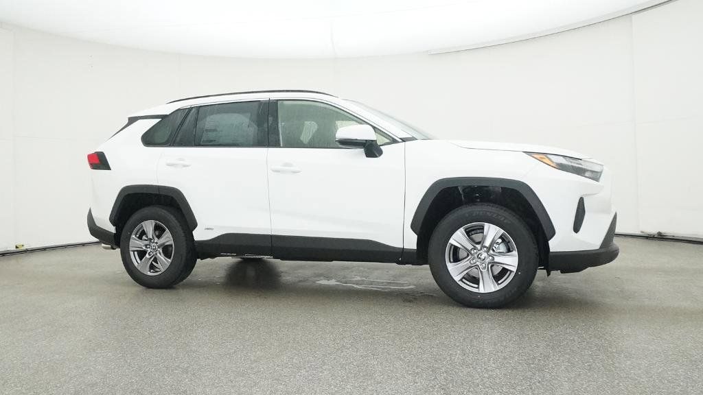 Thumbnail: 2025 Toyota RAV4 - 5