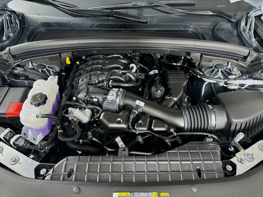 New 2025 Silver Jeep Altitude X image 18