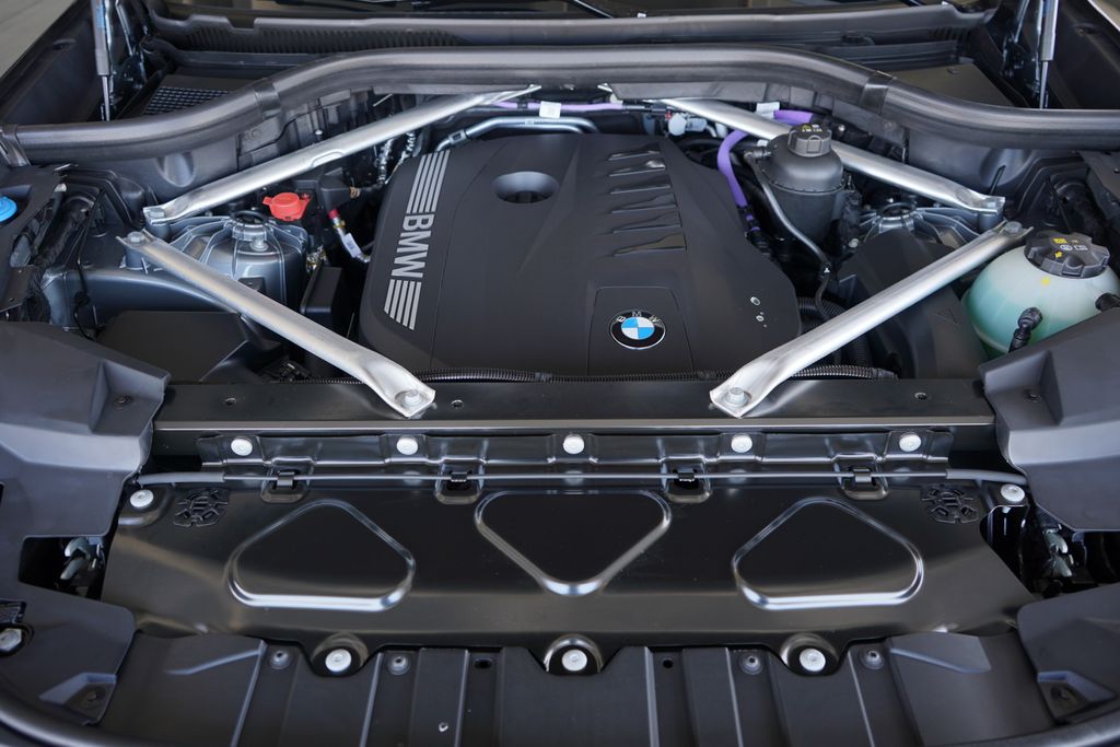 Thumbnail: 2026 BMW X5 - 20