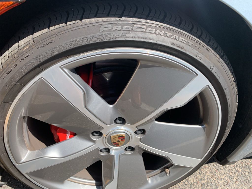 Thumbnail: 2020 Porsche Taycan - 7